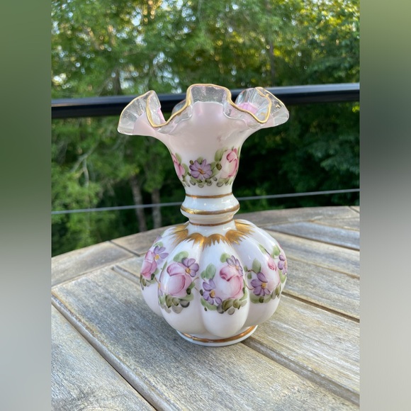 Fenton Charleton Pink Gold Peach Crest Melon Vase - Picture 1 of 6